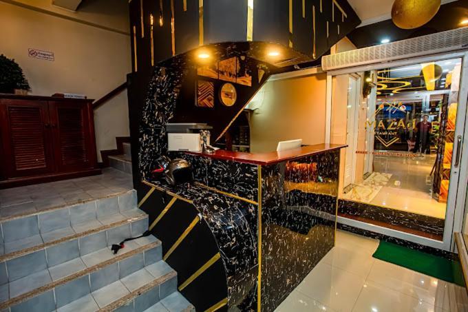 Break Point Hotel Patong Luaran gambar
