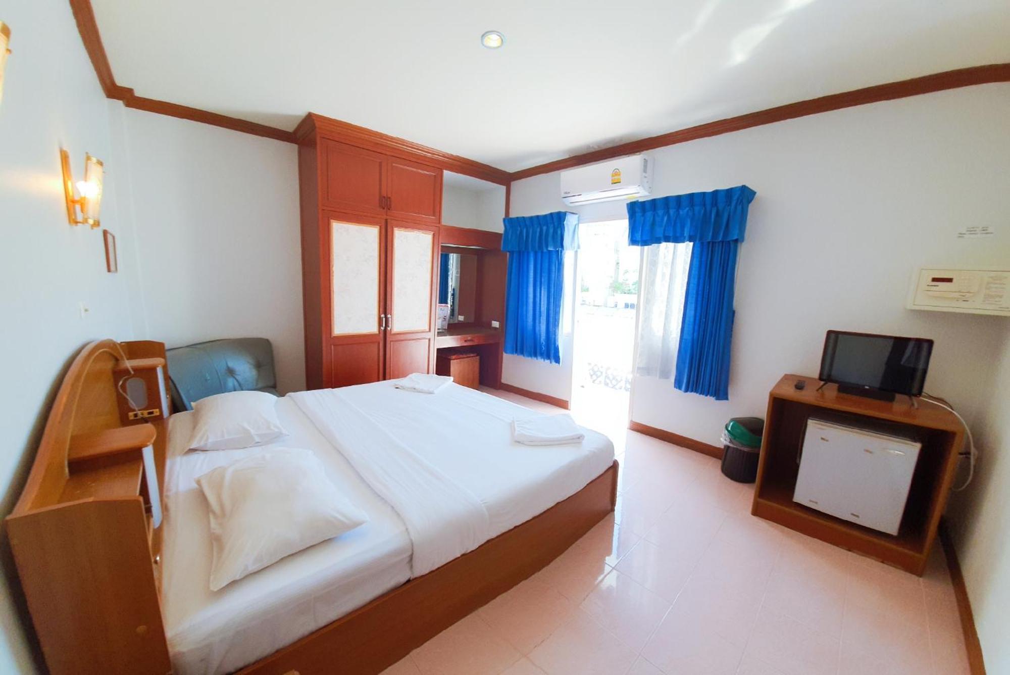 Break Point Hotel Patong Luaran gambar
