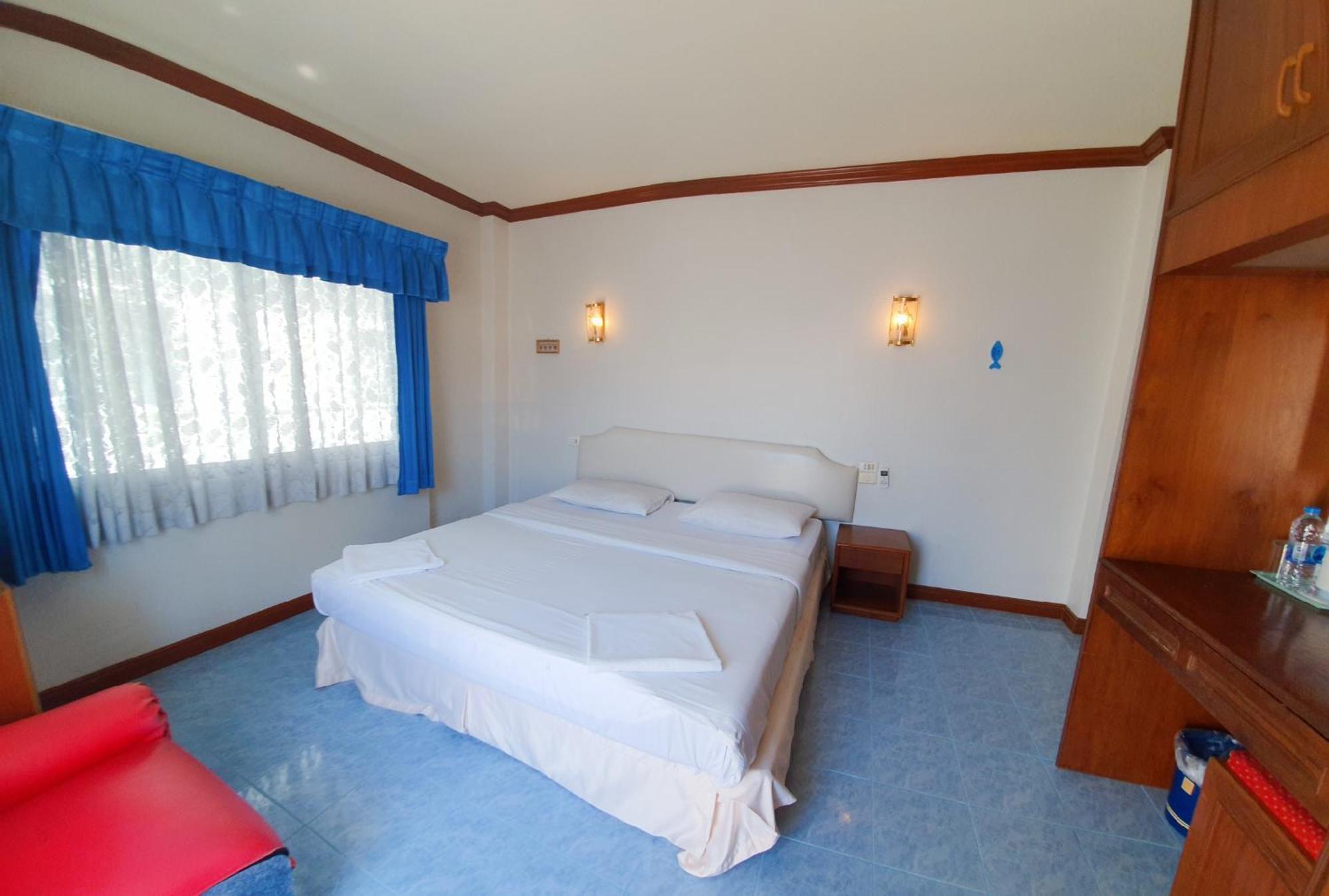 Break Point Hotel Patong Luaran gambar