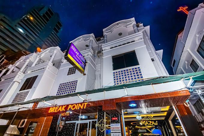 Break Point Hotel Patong Luaran gambar