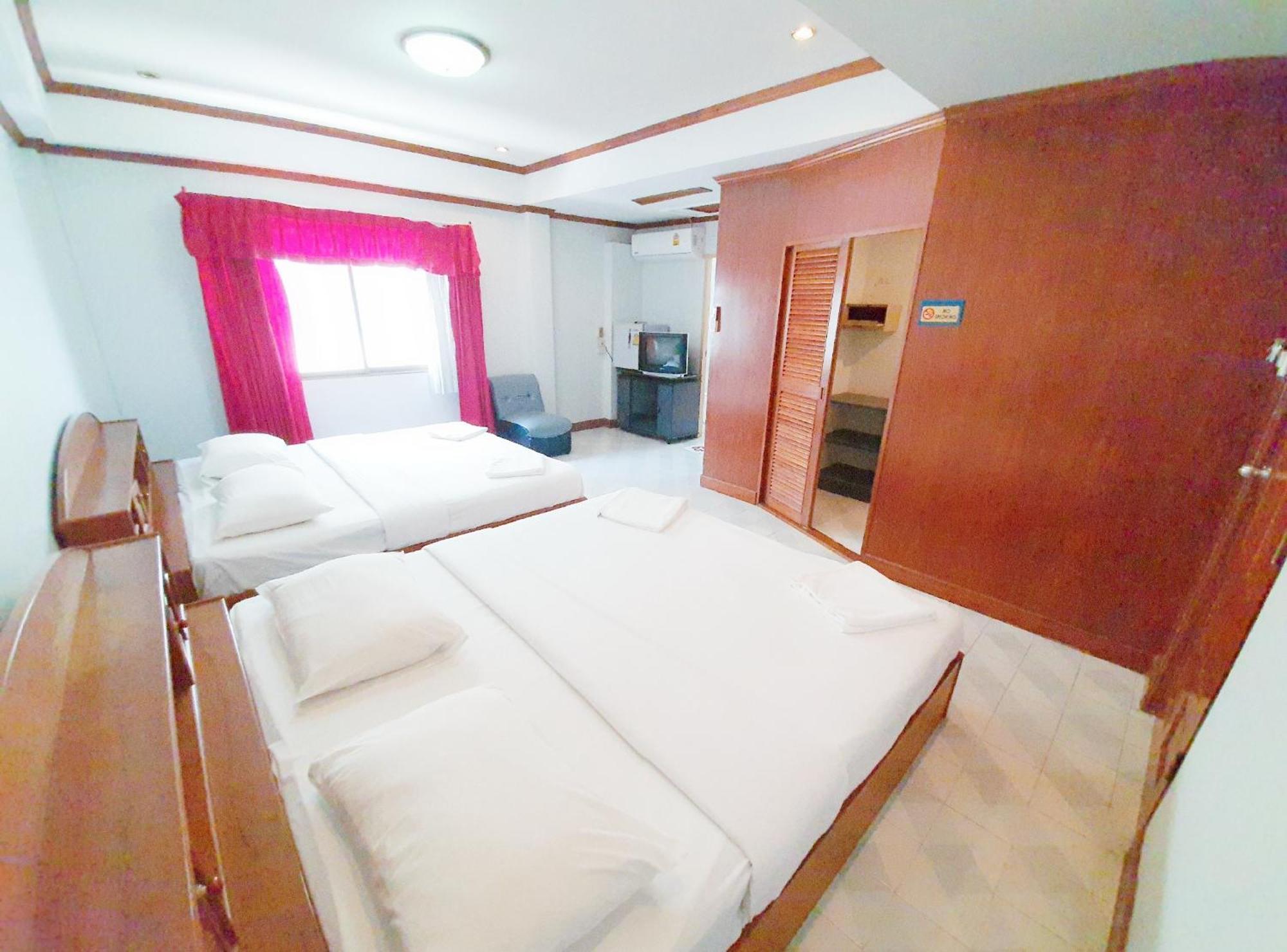 Break Point Hotel Patong Luaran gambar