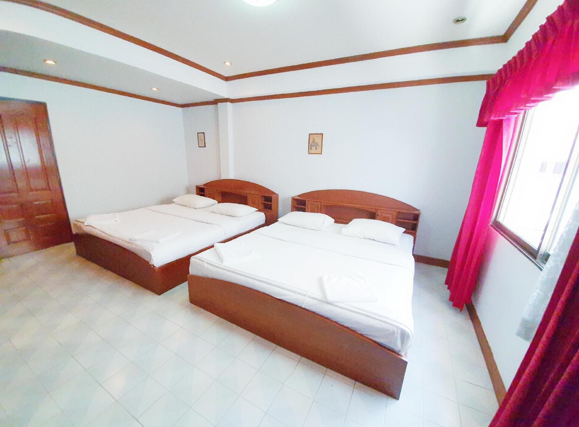 Break Point Hotel Patong Luaran gambar