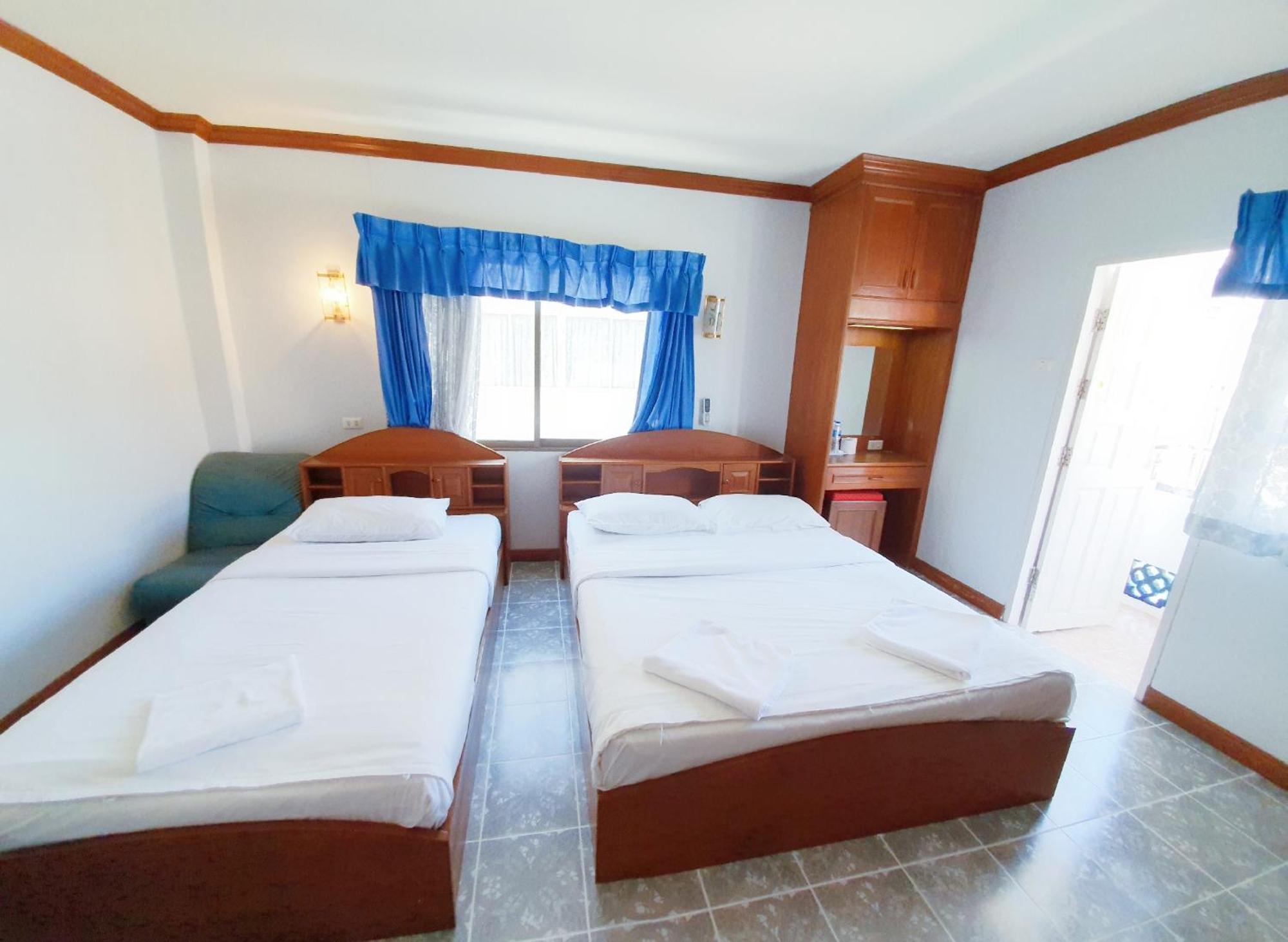 Break Point Hotel Patong Luaran gambar