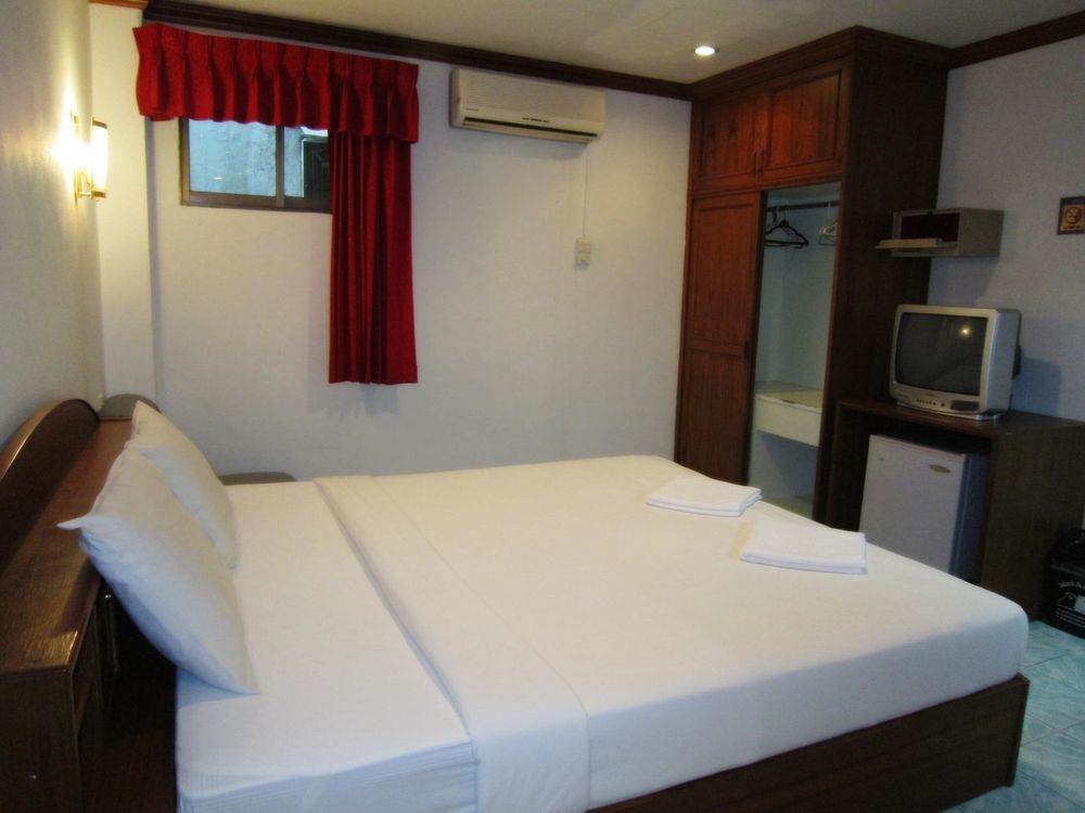 Break Point Hotel Patong Luaran gambar